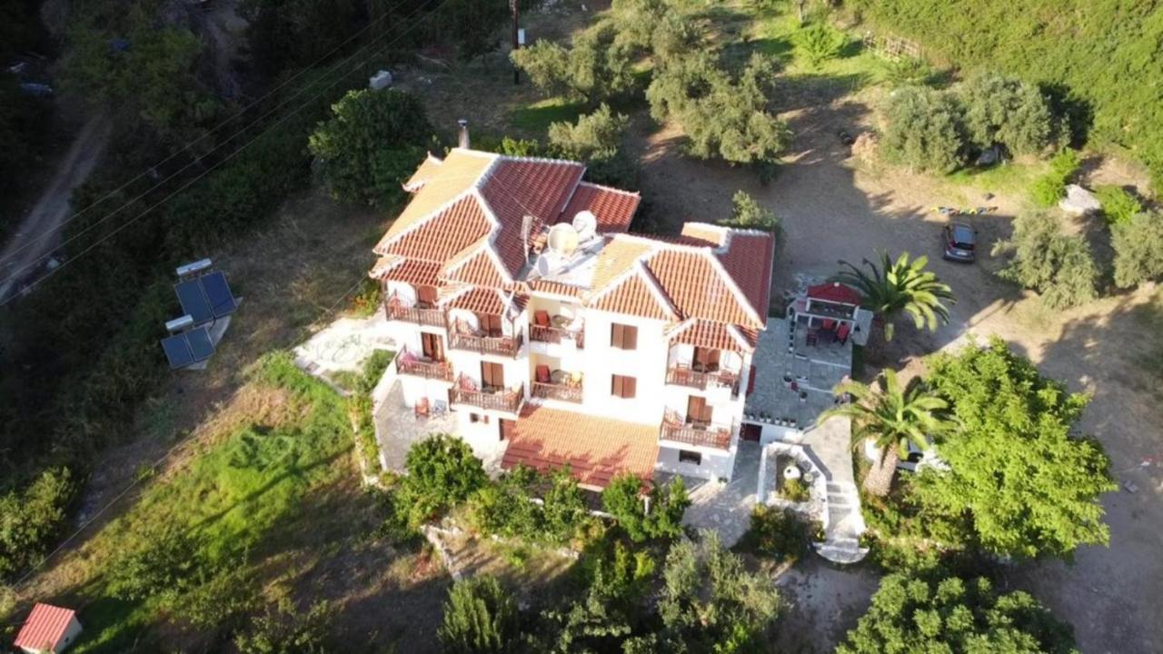 Limnonari Beach Rooms Скопелос Екстериор снимка